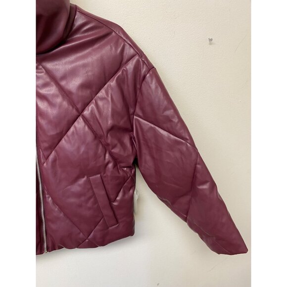CoffeeShop Women's Juniors Maroon Collared Quilted Faux Leather Puffer Coat NWT - Picture 4 of 7